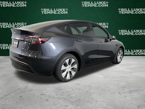 2024 Tesla Model Y Base