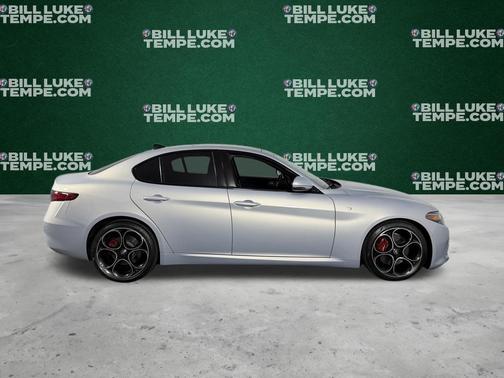 2022 Alfa Romeo Giulia Ti