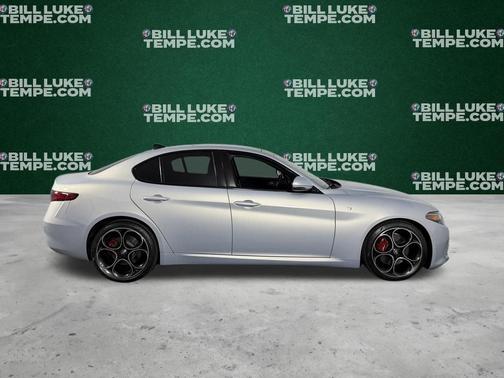 2022 Alfa Romeo Giulia Ti