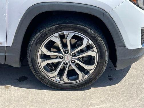 Summit White 2020 GMC Terrain SLT