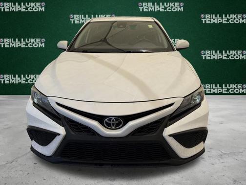 Super White 2021 Toyota Camry SE