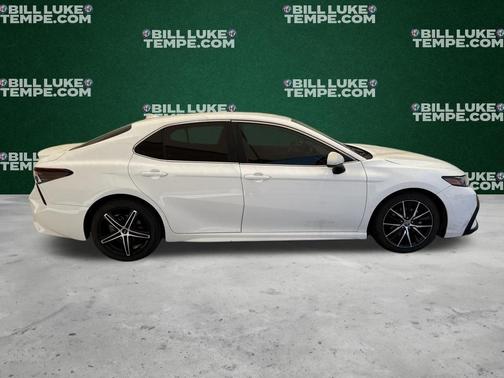 Super White 2021 Toyota Camry SE
