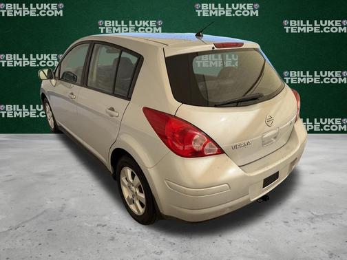 Brilliant Silver Metallic 2008 Nissan Versa SL