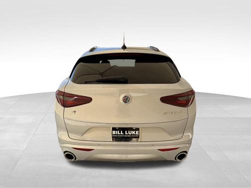 Lunare White Metallic 2020 Alfa Romeo Stelvio Ti Sport