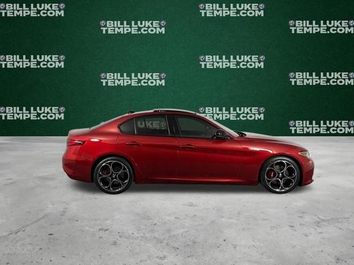 2023 Alfa Romeo Giulia Veloce