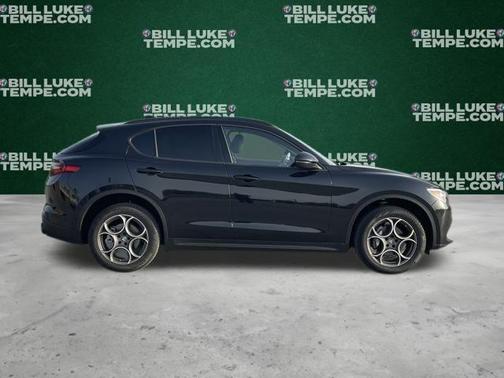 2022 Alfa Romeo Stelvio Sprint