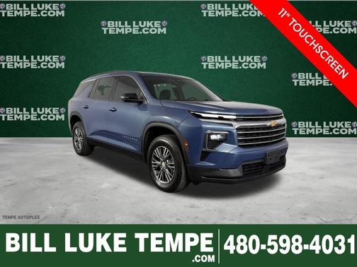 Lakeshore Blue Metallic 2024 Chevrolet Traverse LT