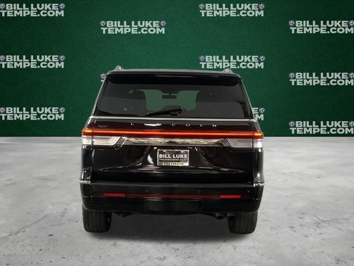 Infinite Black Metallic 2024 Lincoln Navigator Reserve