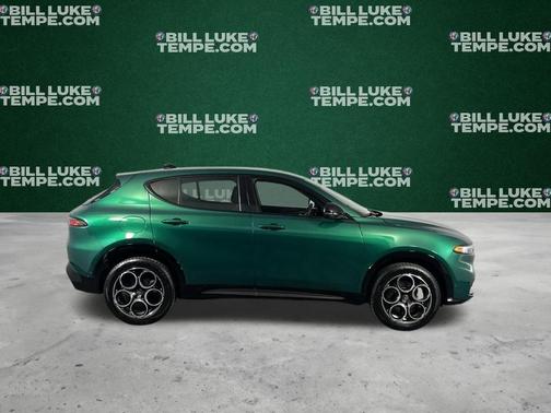 2025 Alfa Romeo Tonale Base