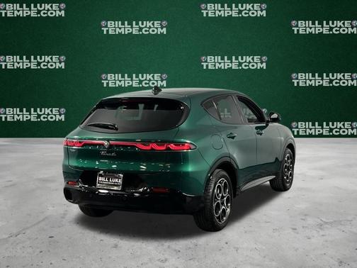 2025 Alfa Romeo Tonale Base