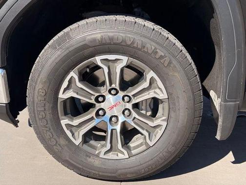 Onyx Black 2025 GMC Sierra 1500 SLT