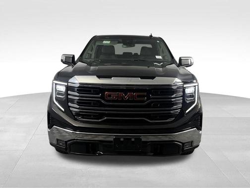 Onyx Black 2025 GMC Sierra 1500 SLT