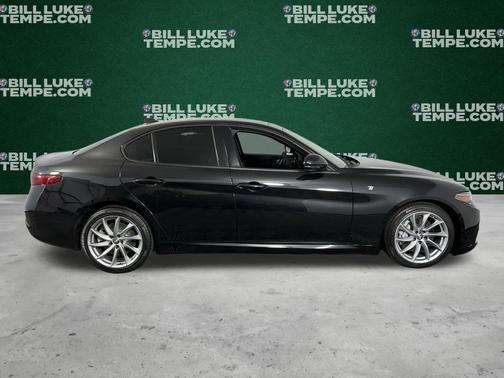 2022 Alfa Romeo Giulia Ti
