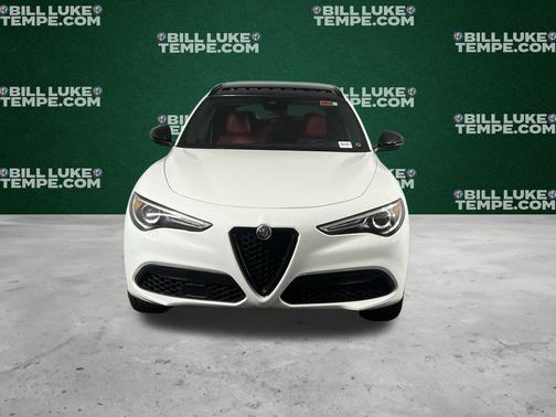 2022 Alfa Romeo Stelvio Veloce