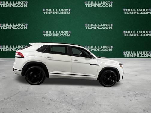 2023 Volkswagen Atlas Cross Sport 2.0T SEL R-Line Black