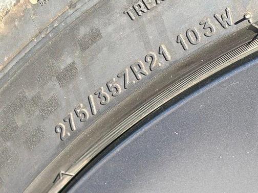 2024 Tesla Model Y Performance