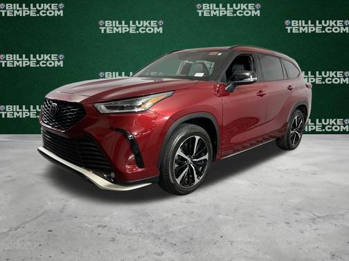 2022 Toyota Highlander XSE
