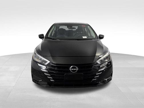 Black 2025 Nissan Versa 1.6 SV