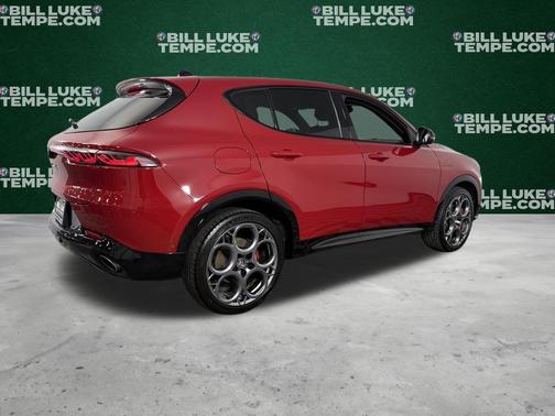 Rosso 2025 Alfa Romeo Tonale Base
