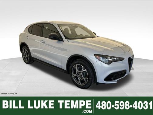 2025 Alfa Romeo Stelvio Base