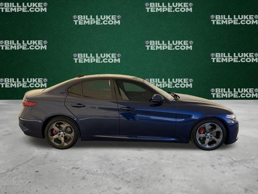 2018 Alfa Romeo Giulia Base