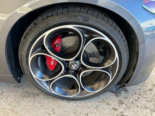 2022 Alfa Romeo Giulia Veloce