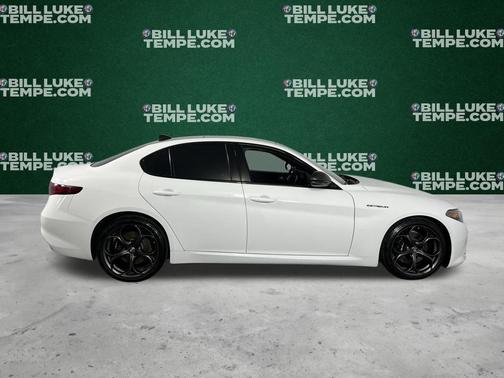 2023 Alfa Romeo Giulia Ti
