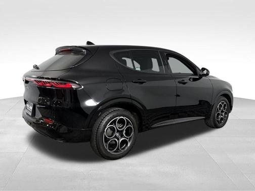 Alfa Black 2025 Alfa Romeo Tonale Base