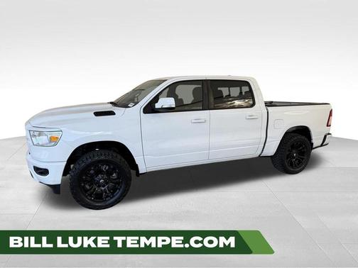 Bright White Clearcoat 2020 RAM 1500 Big Horn