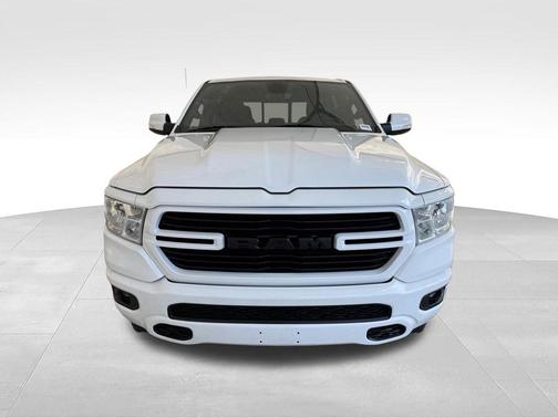 Bright White Clearcoat 2020 RAM 1500 Big Horn