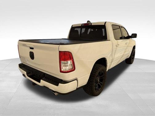 Bright White Clearcoat 2020 RAM 1500 Big Horn