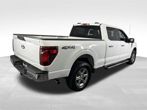 Oxford White 2024 Ford F-150 XLT