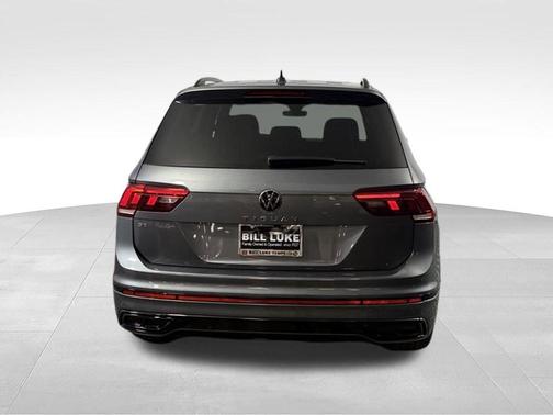 Platinum Gray Metallic 2023 Volkswagen Tiguan 2.0T SE R-Line Black