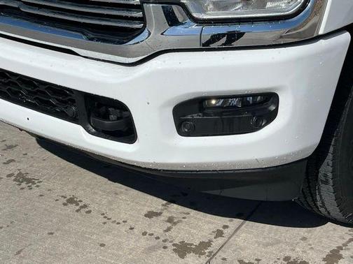 Bright White Clearcoat 2024 RAM 2500 Laramie