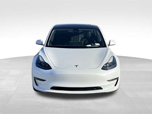 Pearl White Multi 2023 Tesla Model 3 Base
