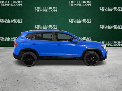 Cornflower Blue 2022 Volkswagen Taos 1.5T SE