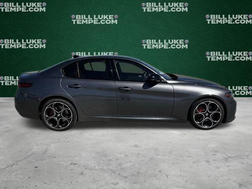 2022 Alfa Romeo Giulia Veloce