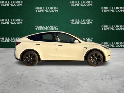 2025 Tesla Model Y Long Range