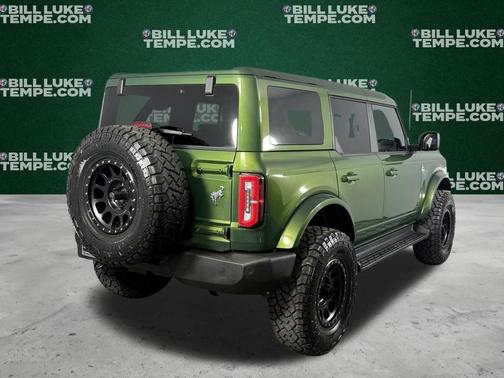 Eruption Green Metallic 2025 Ford Bronco Outer Banks
