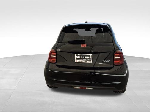 2024 FIAT 500e Base
