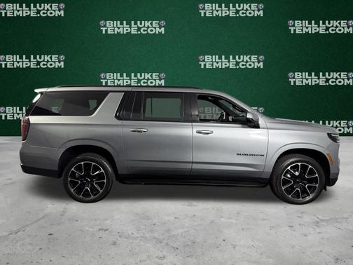 2025 Chevrolet Suburban RST