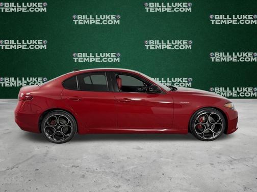 2022 Alfa Romeo Giulia Veloce