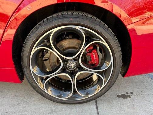 2022 Alfa Romeo Giulia Veloce