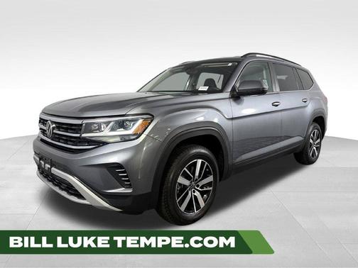 Platinum Gray Metallic 2023 Volkswagen Atlas 2.0T SE
