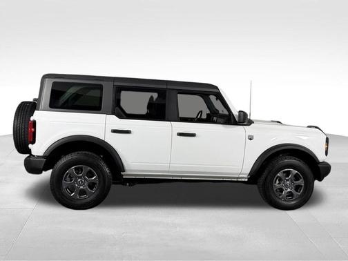 Oxford White 2025 Ford Bronco Big Bend