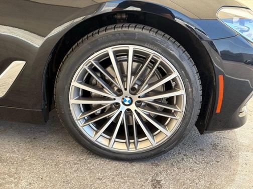 2018 BMW 530 i xDrive