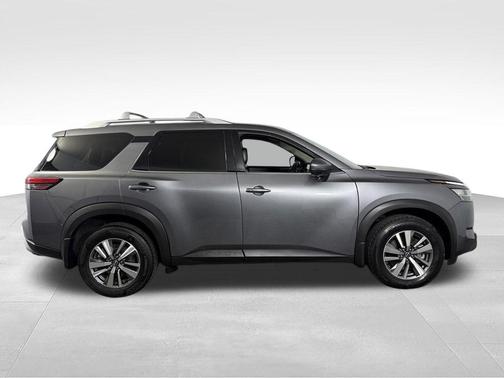 Gun Metallic 2024 Nissan Pathfinder SL