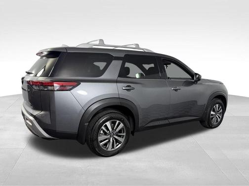 Gun Metallic 2024 Nissan Pathfinder SL