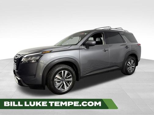 Gun Metallic 2024 Nissan Pathfinder SL