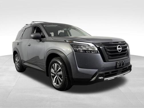 Gun Metallic 2024 Nissan Pathfinder SL